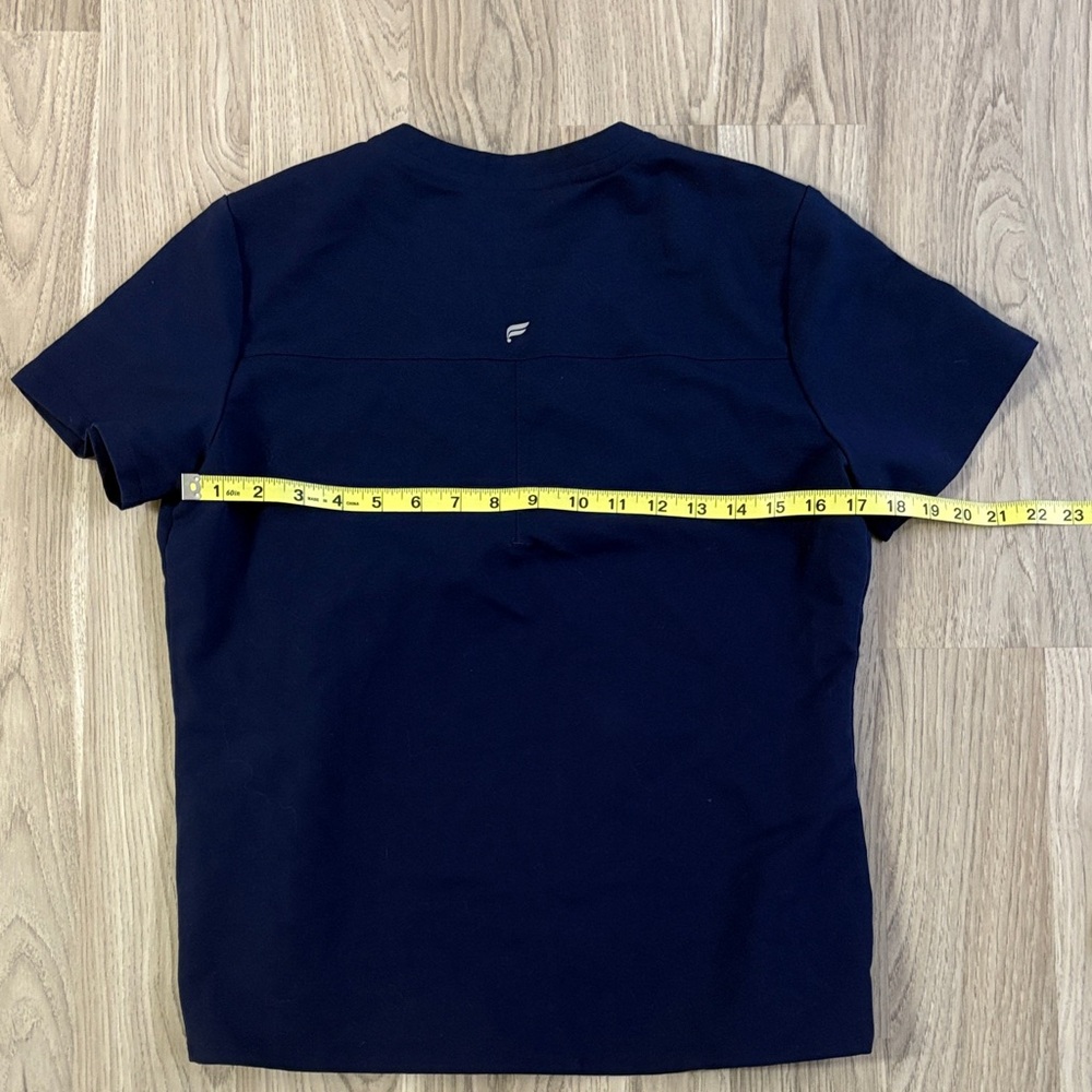 Fabletics Scrub Top - Picture 4 of 4